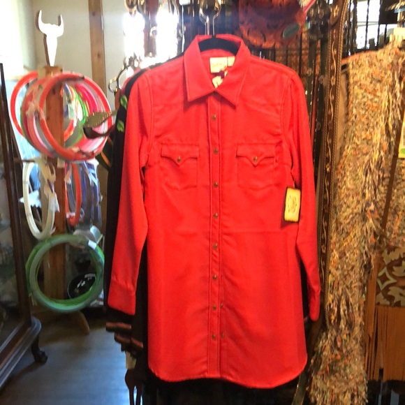 Cowgirl Justice snap front dress or Shacket in a beautiful Coral Pink Color! - Picture 2 of 2